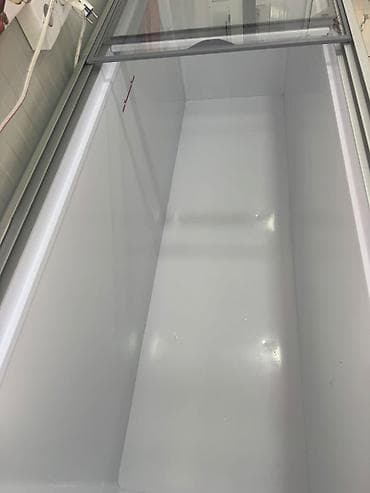 UGUR markalı kommersiya dondurucu vitrin 3 aydi alinib demek olarki — 3