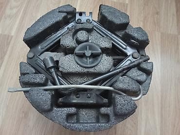 Chevrolet üçün orijinal ehtiyat alət dəsti – təkər açarı və domkrat