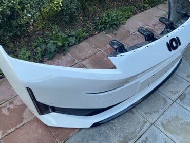 Yağlar və avtokimyəvi maddələr: Məhsul: Ön bamper komplekti Təsvir: - Rəng: ağ (qara alt lip və qara — 4