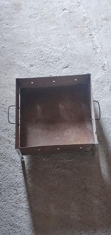 das pec: Daşına bilən metal manqal - Material: qalın polad təbəqədən — 2