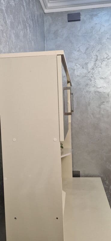 Tələbə/ofis üçün funksional iş masası - Rəng: krem və tünd qəhvəyi