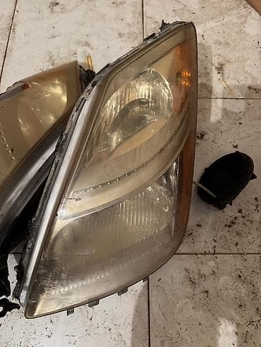 prius farasi: Komplekt, Yaxın və uzaq vuran işıqlar Toyota — 1