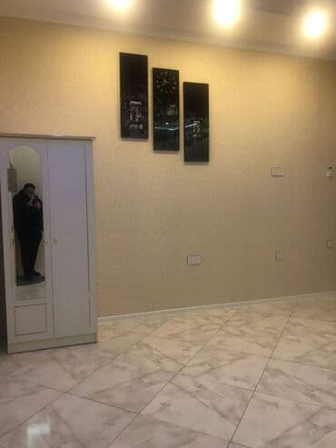 xacmaz obyekt: Elimlər metrosuna yaxın yol kənarı ümumi sahəsi 140 kv,m olan — 7