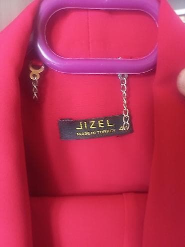 Kostyum dest qirmizi 44 olcu jizel marka turkiye — 2