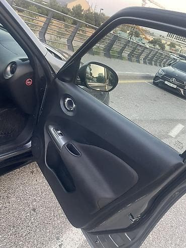 juk: Nissan Juke: 1.6 l | 2012 il Krossover — 10