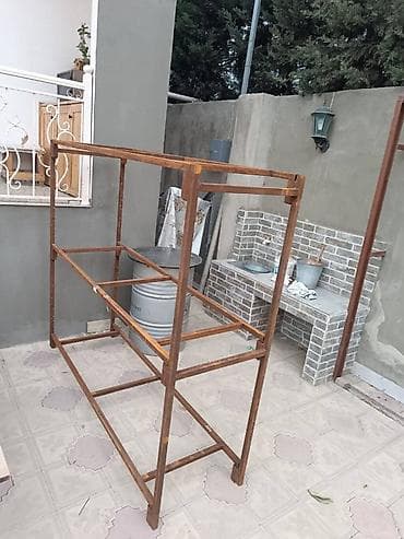 Оборудование для магазинов: Salam. Anbar refleridir. hundurluk 1.8 m uzunluq 1.8-2 metr eni 60 sm — 2