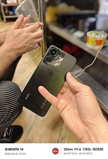 ps3 islenmis: Xiaomi 13, 128 GB, rəng - Qara, 
 Barmaq izi, İki sim kartlı — 1