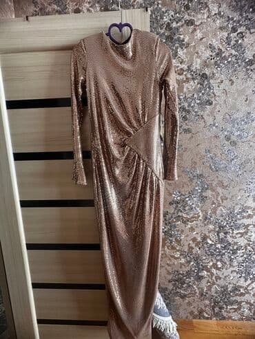 2 ci əl geyimlər: 2defe geyinilib cox seliqeli qalib. 130 azn alinib 35satilir — 3