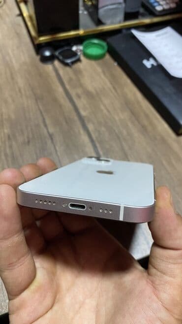 ipad mini beş: IPhone 13, Белый — 4