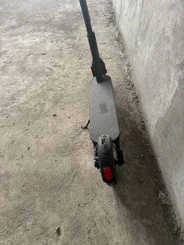 nergiz necef listening 1: Acer elektrik skuteri - Brend: Acer - Rəng: qara, yaşıl vurğular - — 11