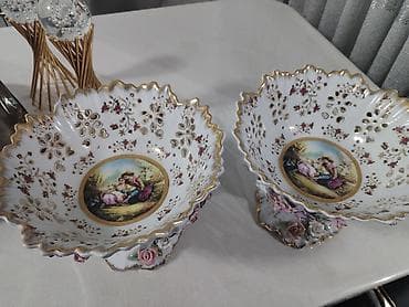 konfet qabi: İki ədəd dekorativ porselen vaz/ağ şirniyyat qabı dəsti - Material — 3