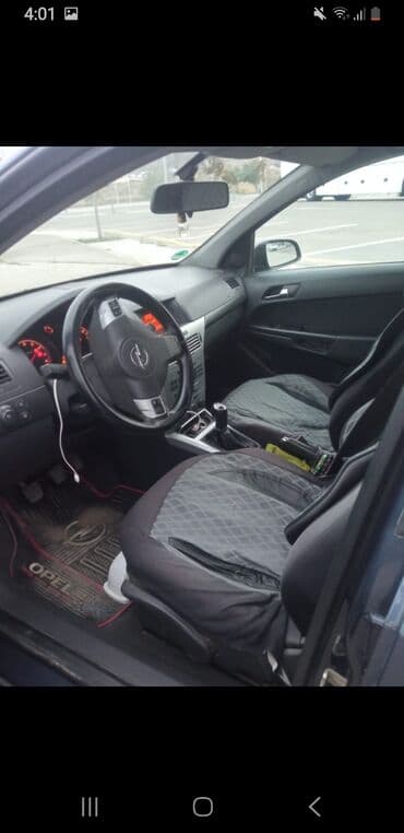 opel 1994: Opel Astra Caravan (universal kuzov) – tünd mavi rəng - Kuzov: 5 — 2