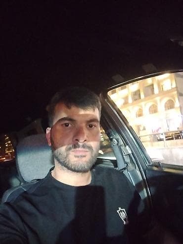 İş: Tır surucu işi axtarıram zaqranim var BCDE katikoryam var tam — 1