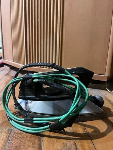 Sağlam sovet elektrik ütü