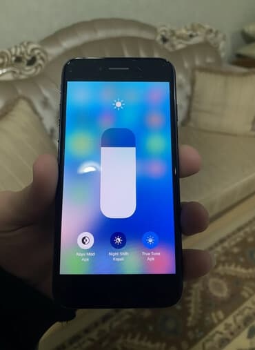 izqara aparati qiymeti: IPhone SE 2022, 128 GB, Qara — 1