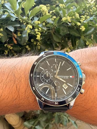 sensor saatlar: Tommy Hilfiger kişi qol saatı 2eded var ikisin alana endirim edecem — 3