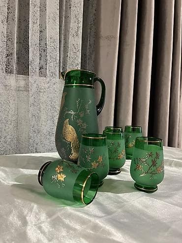 Rəng - Yaşıl, Şüşə