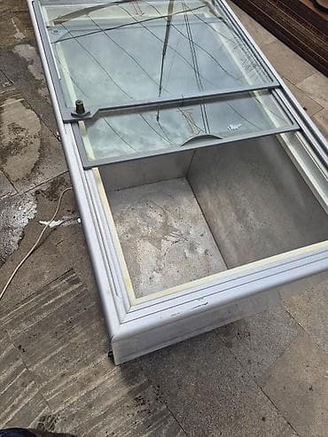 Dərin dondurucular: Qapalı dondurucu, Uğur, Türkiyə — 1