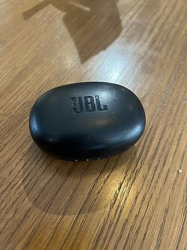 İşlənmiş Simsiz (Bluetooth) Qulaqcıqlar, JBL, rəng - Qara lalafo.az -da İşlənmiş Simsiz (Bluetooth) Qulaqcıqlar, JBL, rəng - Qara