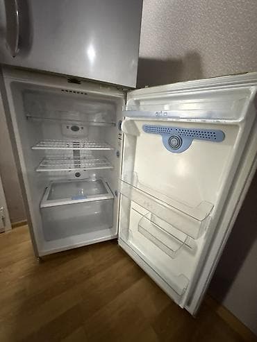 İşlənmiş 2 qapılı LG Soyuducu Satılır, rəng - Gümüşü — 2