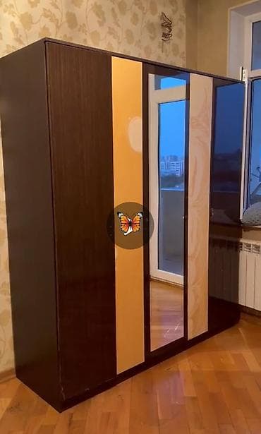 Dolab satilir 50 azn¹⁰ unvan H.Aslanov odenisle catdirilma var hazir