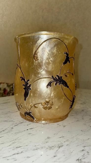 Pərdə və jalüzlər: Bir vaza — 3