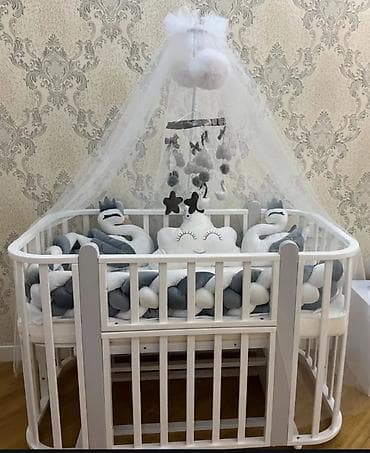 beşik transformer: Oğlan və qız üçün, İşlənmiş, Yumru, Beşik, Dəst ilə, Matras ilə, Yellənmə mexanizmsiz — 1