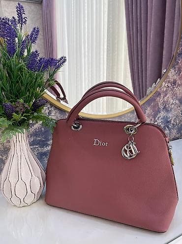 Hec istifade olunmayib, hediyye verilib. Zovqume uygun olmadigindan — 1