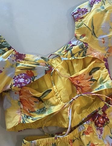 İki hissəli yay dəsti – çiçək naxışlı - Üst: Qısa crop bluz — 10
