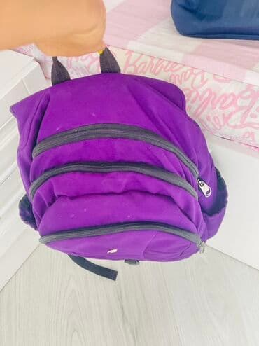 купить бу чемодан: Bənövşəyi rəngdə, bir əsas bölməsi olan bu funksional bel çantası — 4