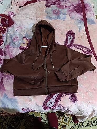 paltar modelleri: Qəhvəyi rəngli kapşonlu sviter (zipli) - Model: tam ön fermuarlı — 2