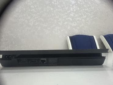 Satılır Sony PlayStation 4 Slim 850 GB. Konsol tam işlək — 1