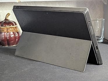 Microsoft surface Pro Планшет на Windows ничего не зависает, не