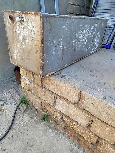 Bak, Metal, 300 l l — 1