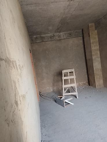 Yeni tikili: Satılır: təmirsiz mənzil üçün qaralama vəziyyətdə otaqlar - Bərk — 1