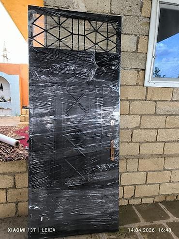 teze mebeller: Yeni dəmir qapı satılır. Dəyərindən çox ucuz 2.50 x 1 m olculeri. 1 — 1