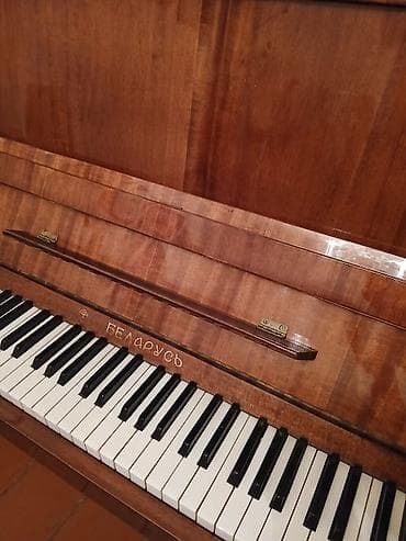 klas 6: Upright piano – “Belarus” modeli - Növ: Akustik upright piano - — 2
