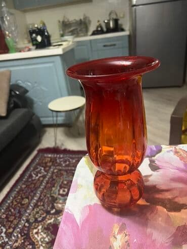 dekor: Bir vaza — 1