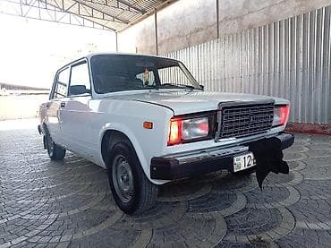 satilan traktorlar: VAZ (LADA) 2107: 1.6 l | 2003 il 750000 km Sedan — 3