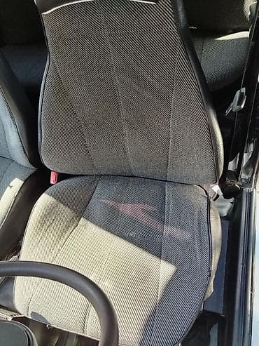 qezalı avtomobiller: LDV : 1.5 l | 2001 il 167 km Sedan — 7