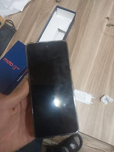 motorolla v8: Motorola 64 GB, İki sim kartlı — 2