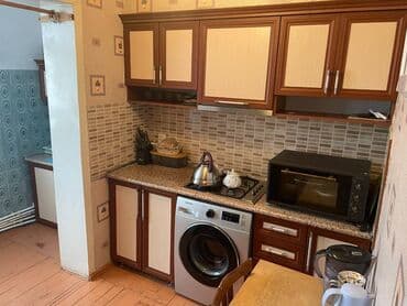 lənd kuruzer ucun led işıq lupası hardan tapmaq olar: Bakı, Yeni Günəşli Massiv D, 4 otaqlı, Köhnə tikili, 90 kv. m — 10