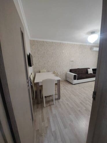 аренда дома на длительный срок: Hezi aslanovda metronun çixisinda yerleşir metro ile 3 4 deqiq mesafe — 8