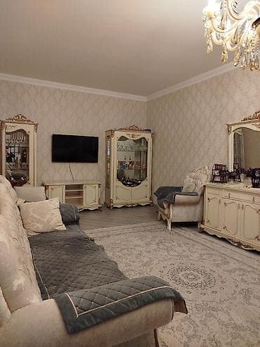 Гаражи: 📍 Ünvan: Qaraçuxur qəs. 2.2 sot torpaq sahəsində tikilmiş, 2 — 2