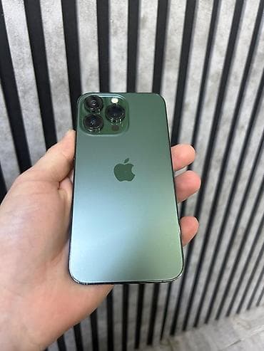 IPhone 13 Pro, Alpine Green