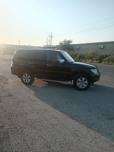 ij diski: Mitsubishi Pajero: 3 l | 2007 il 292000 km Ofrouder/SUV — 7