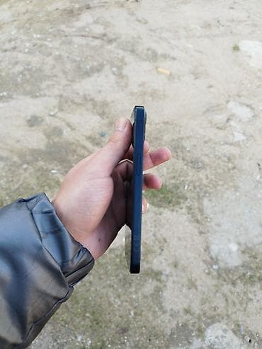 iphone 12 ucuz: IPhone 13, 128 GB, Qara, Face ID — 5