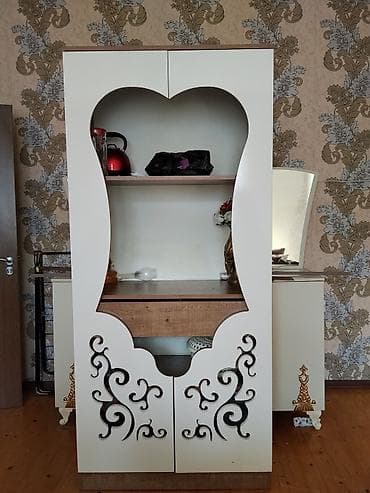 quxna stollari: Mətbəx/zal üçün dekorativ vitrin-dolab - Material: laminat/LDSP - — 1