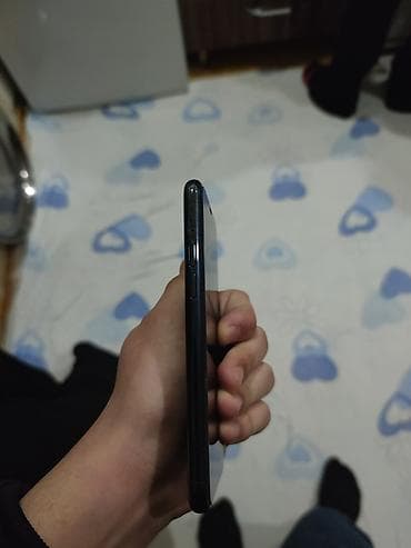 16 pro satış: IPhone 11 Pro, 64 GB, Matte Midnight Green, Face ID — 7