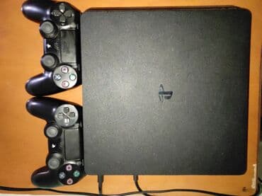 en ucuz ps: PlayStation 4 Slim 1TB 2 ədəd original pult və bütün kabelləri var. Ev — 1